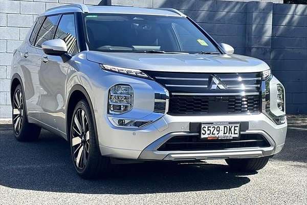 2025 Mitsubishi Outlander