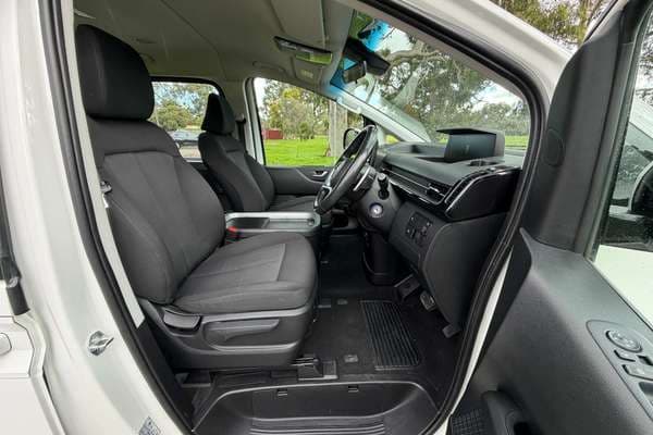 2022 Hyundai STARIA